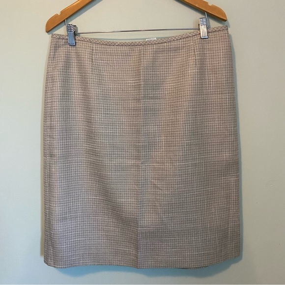 Tahari ASL Beige Blazer and Tailored Silhouette with matching pencil skirt. - Picture 8 of 10